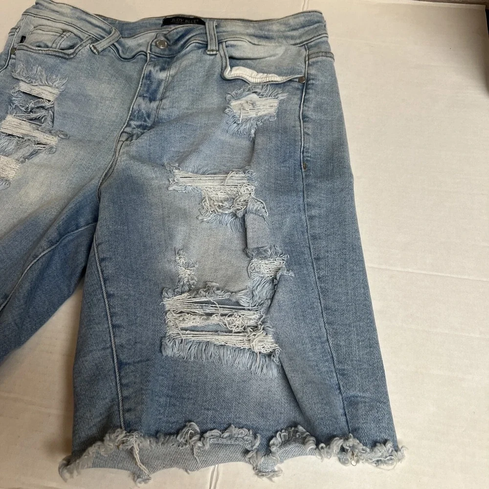 Judy Blue Jean Shorts Womens 1XL Destroyed Cut Off Bermuda Everyday Stretch‎
